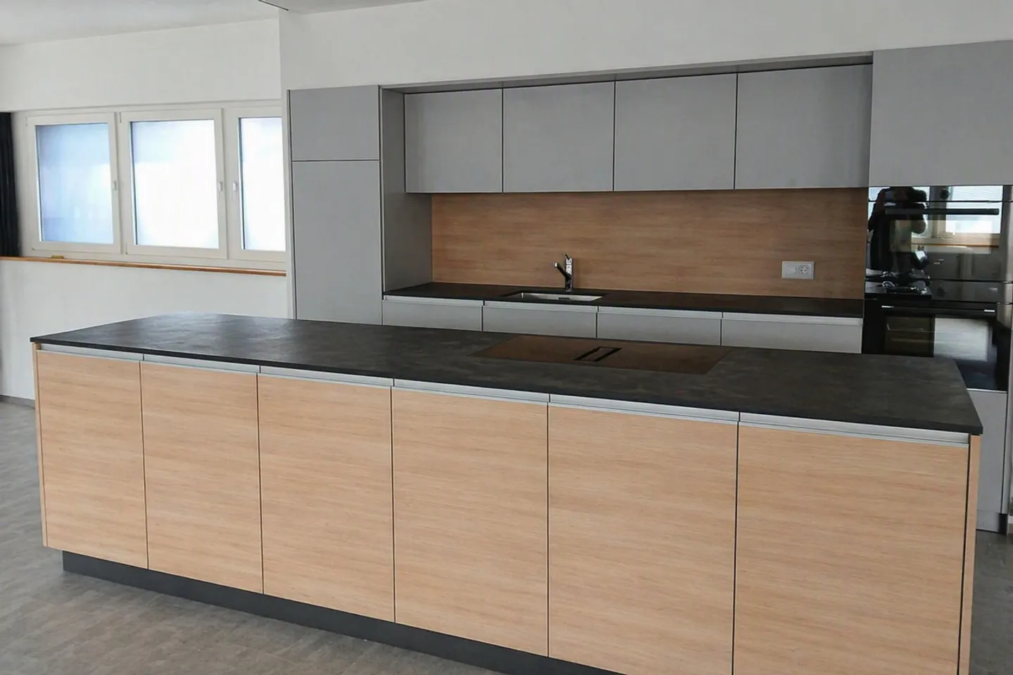 Exclusive Loft Apartment with Large Terrace - Living with Industrial Chic - Photo 1 of 4