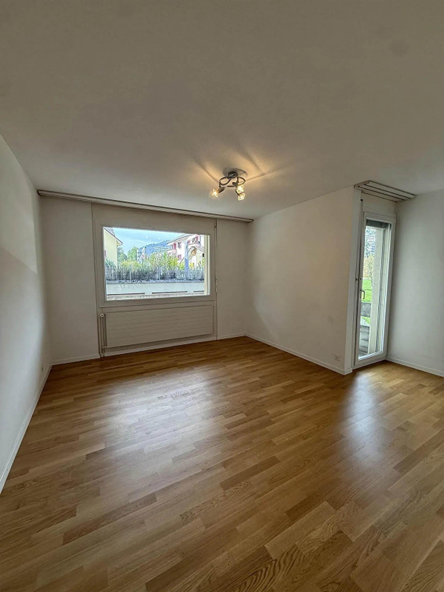 Appartement lumineux avec deux balcons et belle vue à Kriens - Photo 1 sur 11