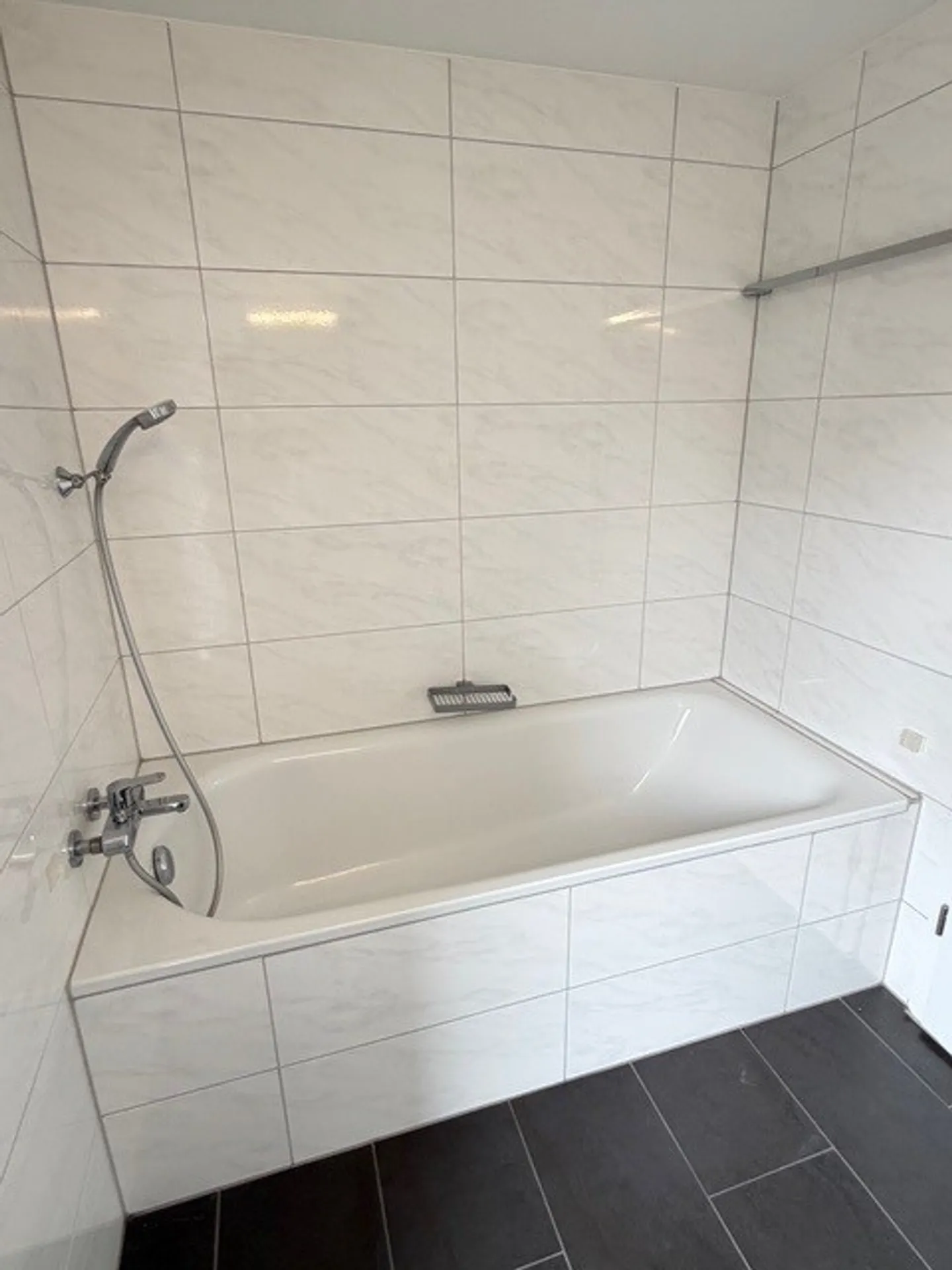 Charmante Wohnung mit Seesicht - Foto 7 von 13