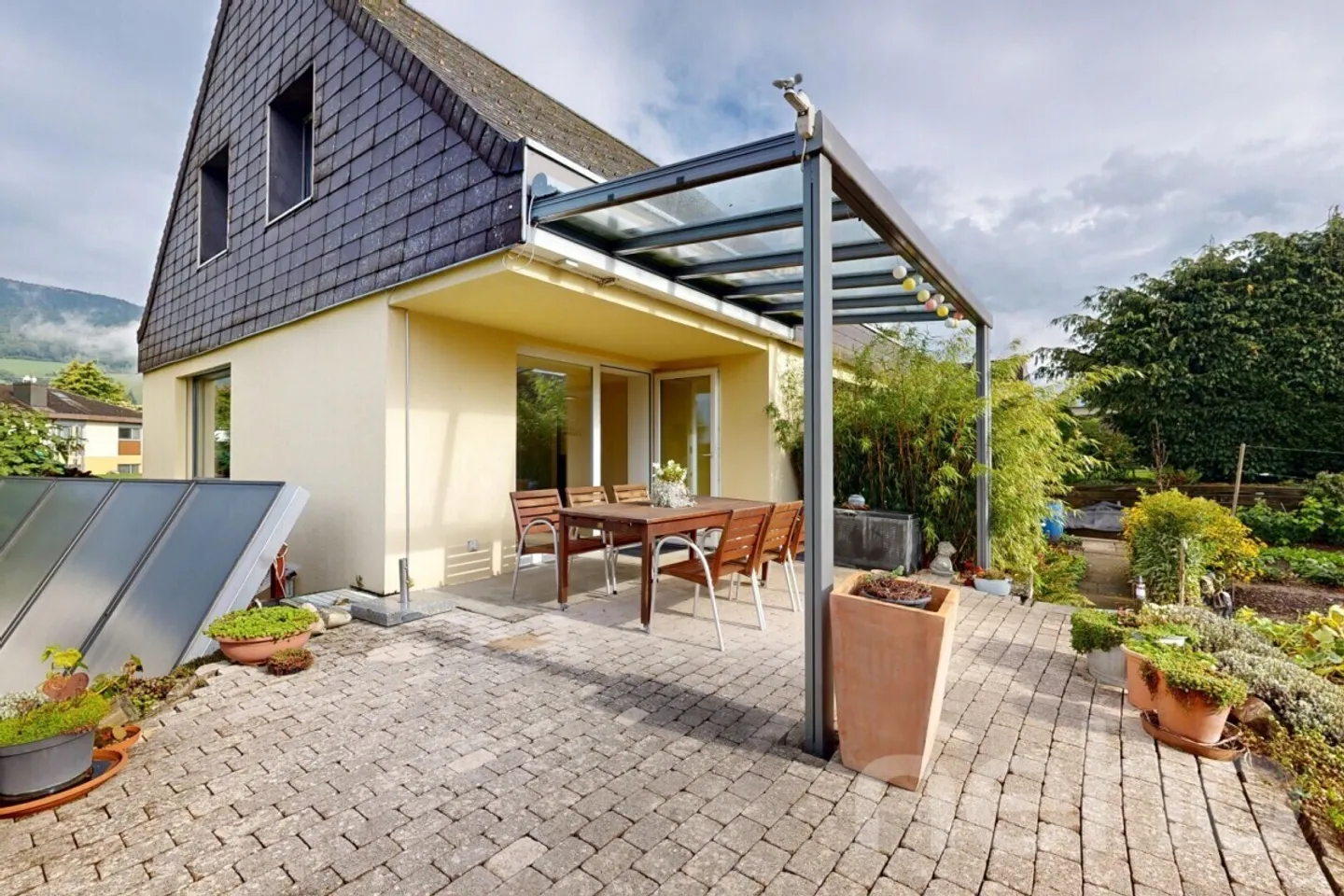 Your family dream in a quiet location with building land - Photo 10 of 13