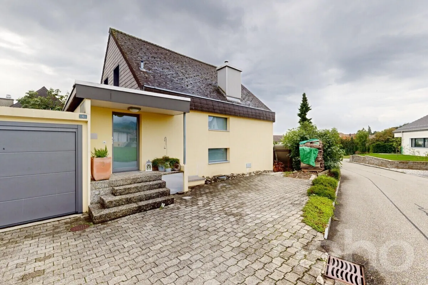 Your family dream in a quiet location with building land - Photo 11 of 13