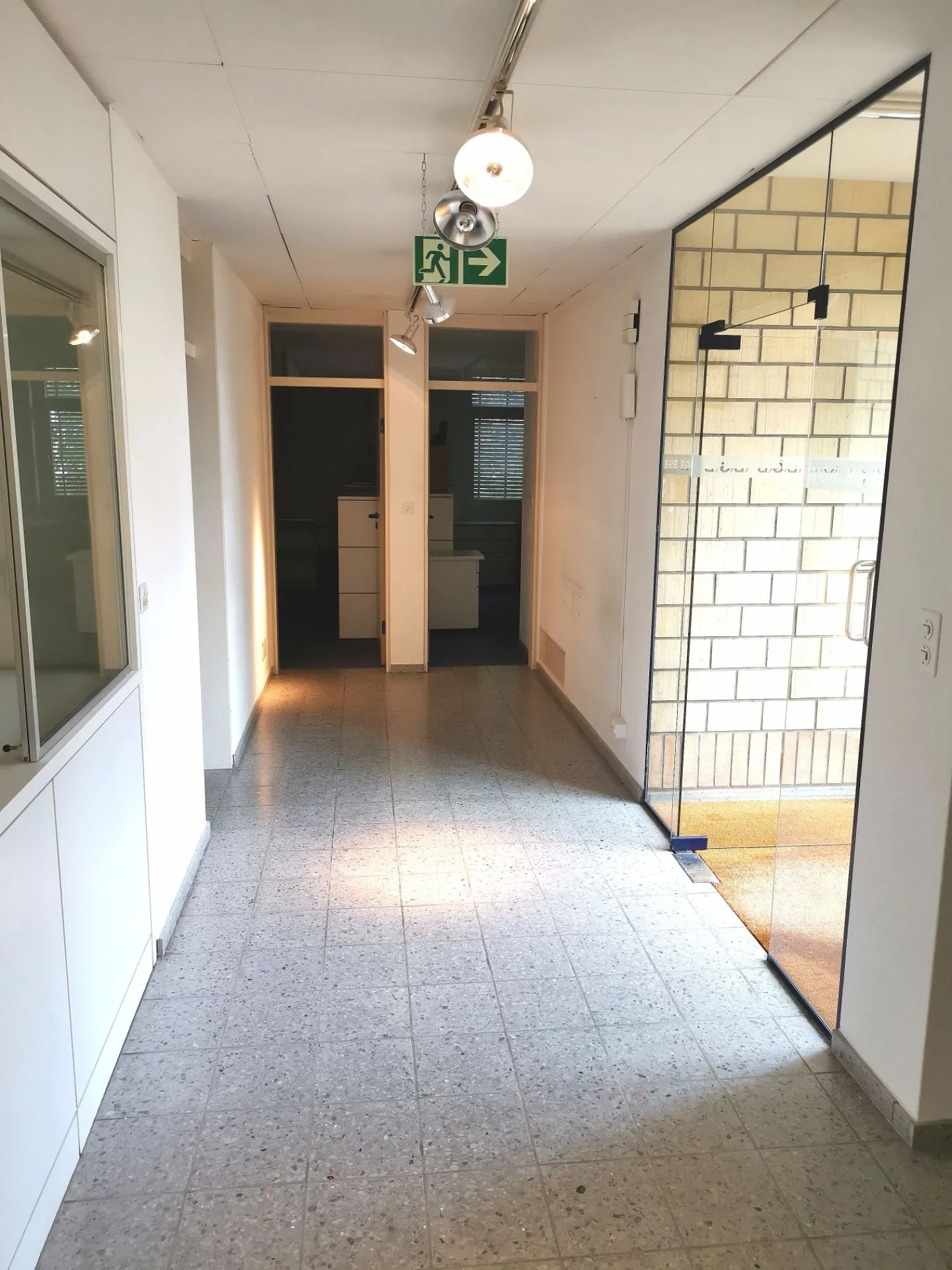 Büro- / Praxisräume an zentraler Lage in Münchenstein - Foto 12 von 14