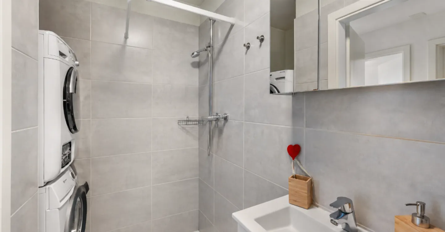 Appartement Charmant avec Jardin - Photo 9 sur 14