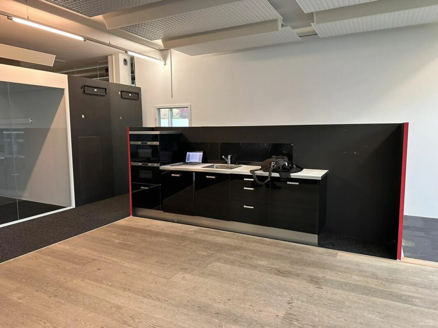 Gewerbefläche an idealer Lage - Foto 6 von 8
