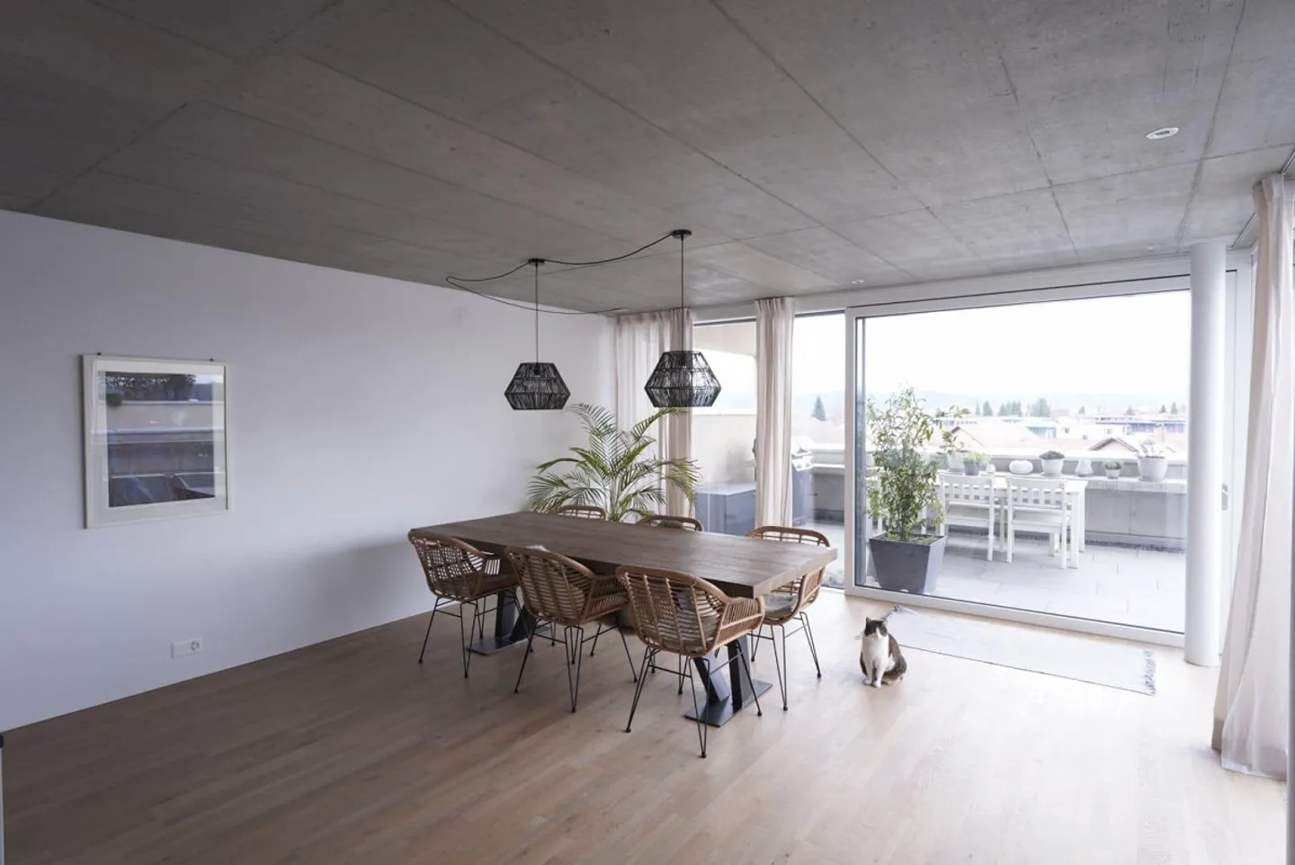 Coole 3 1/2-Zimmer Terrassenwohnung mit Weitblick - Foto 2 von 19