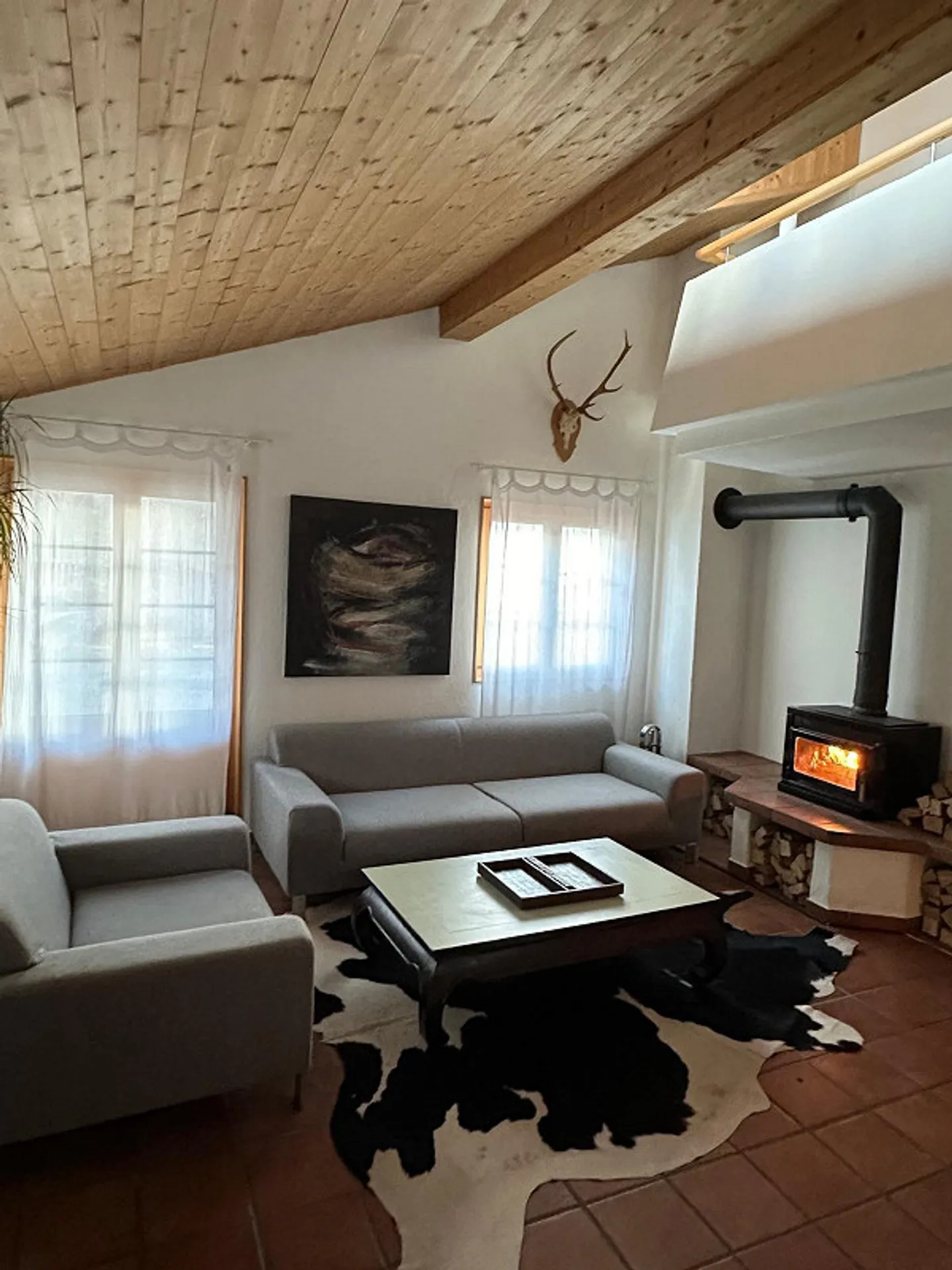 Un bijou dans les montagnes grisonnes - Charmante maison individuelle de 4,5 pièces - Photo 1 sur 11