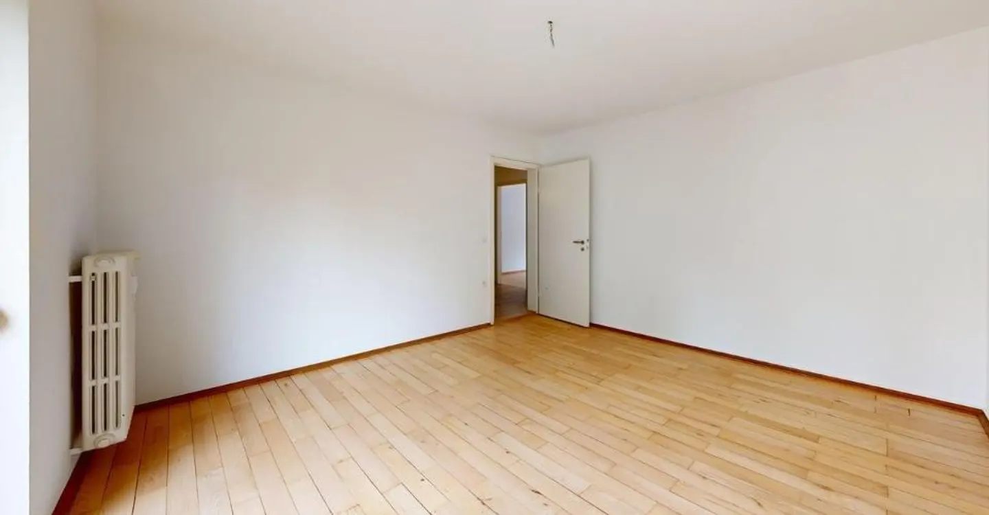 Profitez maintenant : Charmant appartement en ville pour votre vie de bien-être - Photo 6 sur 9
