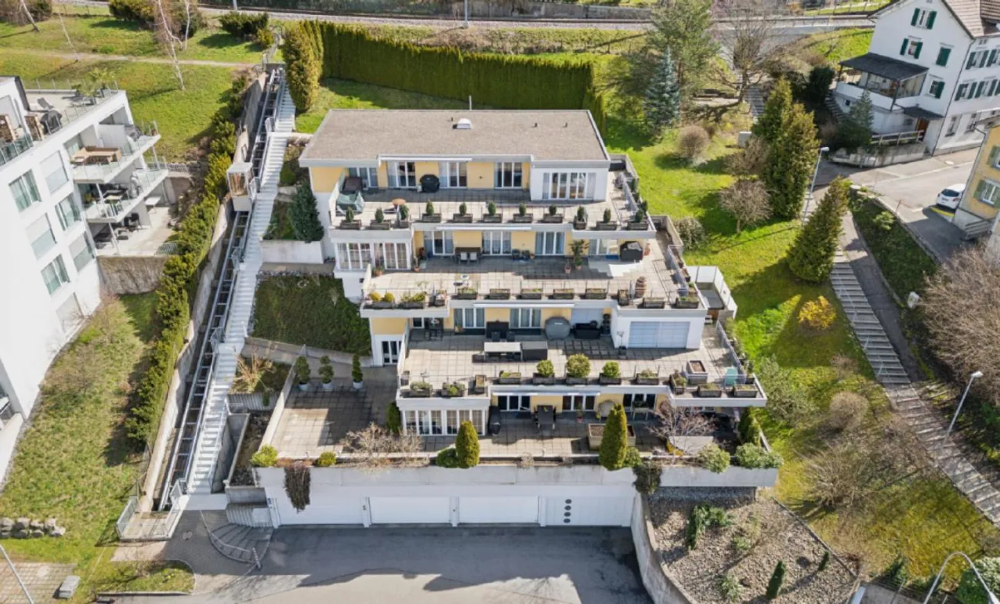 Luxus Terrassenwohnung in Zürich - Foto 2 von 19