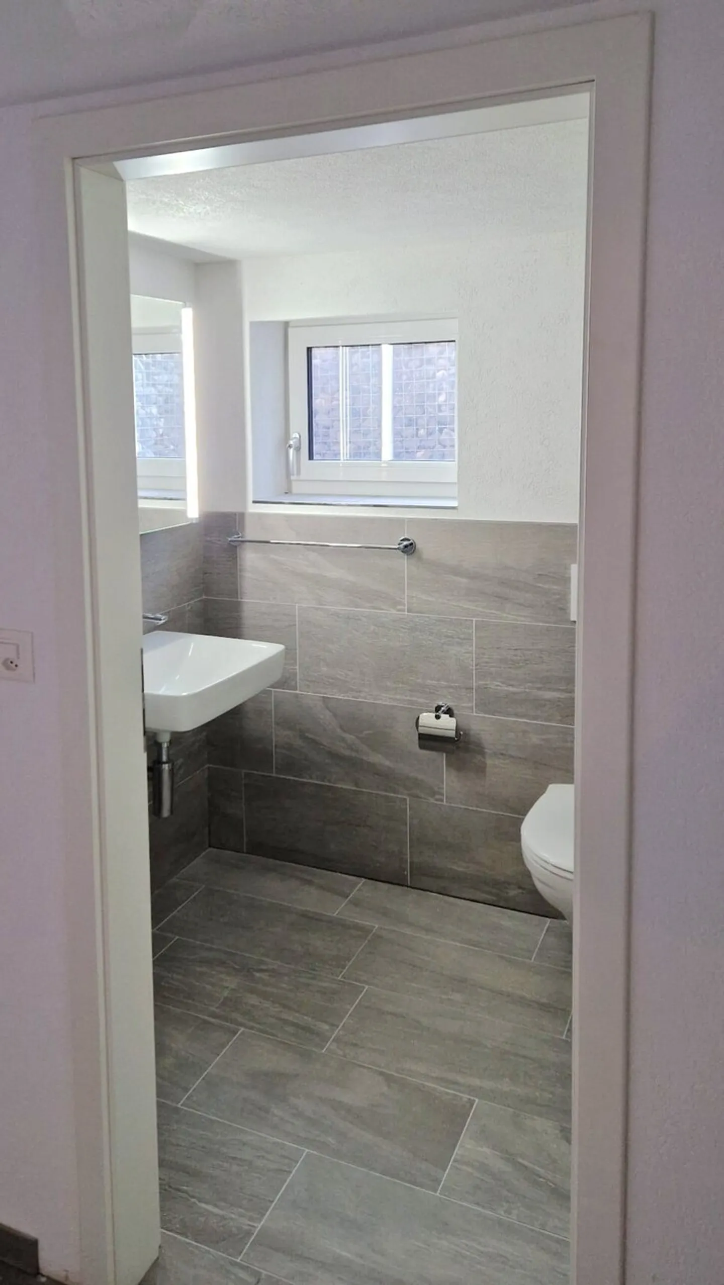 Prima occupazione dopo ristrutturazione - Foto 4 di 8