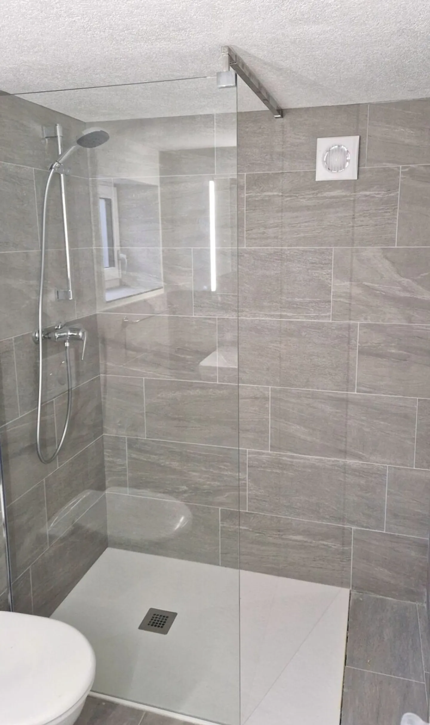 Prima occupazione dopo ristrutturazione - Foto 5 di 8