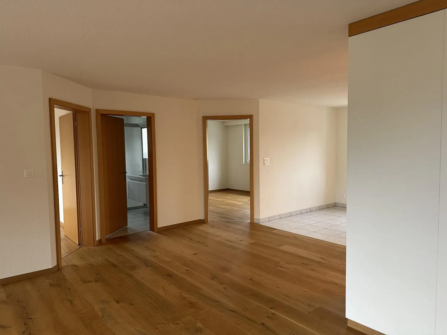 Bright & Charming 3.5-Room Apartment in the Heart of Unterwasser - Photo 5 of 22