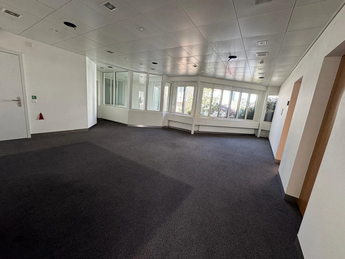 Bürofläche in zentraler Lage - Foto 1 von 6