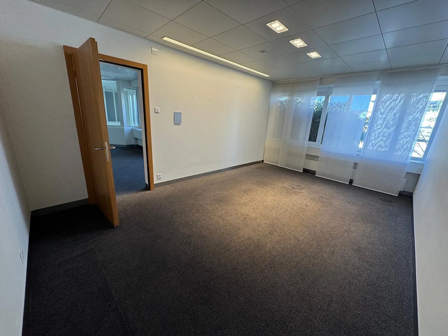 Bürofläche in zentraler Lage - Foto 3 von 6