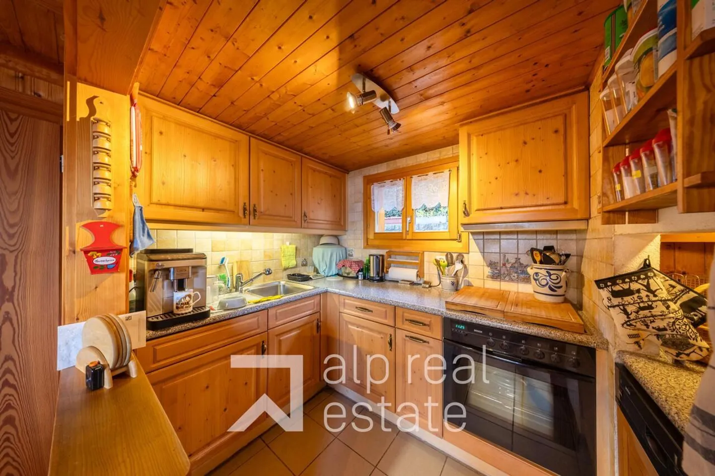 Charmantes Chalet mit Aussicht - Foto 4 von 11