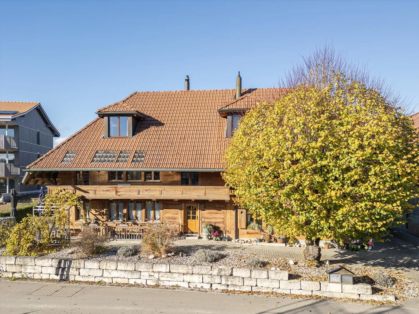 Duplex 5.5 pièces - Foto 1 von 13