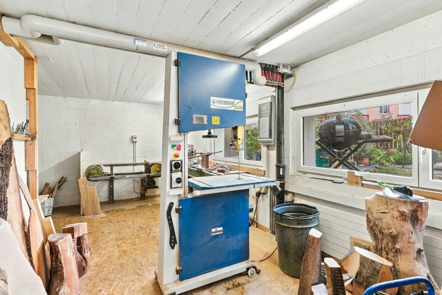 Spacious residential house with versatile usage potential! - Photo 14 of 14