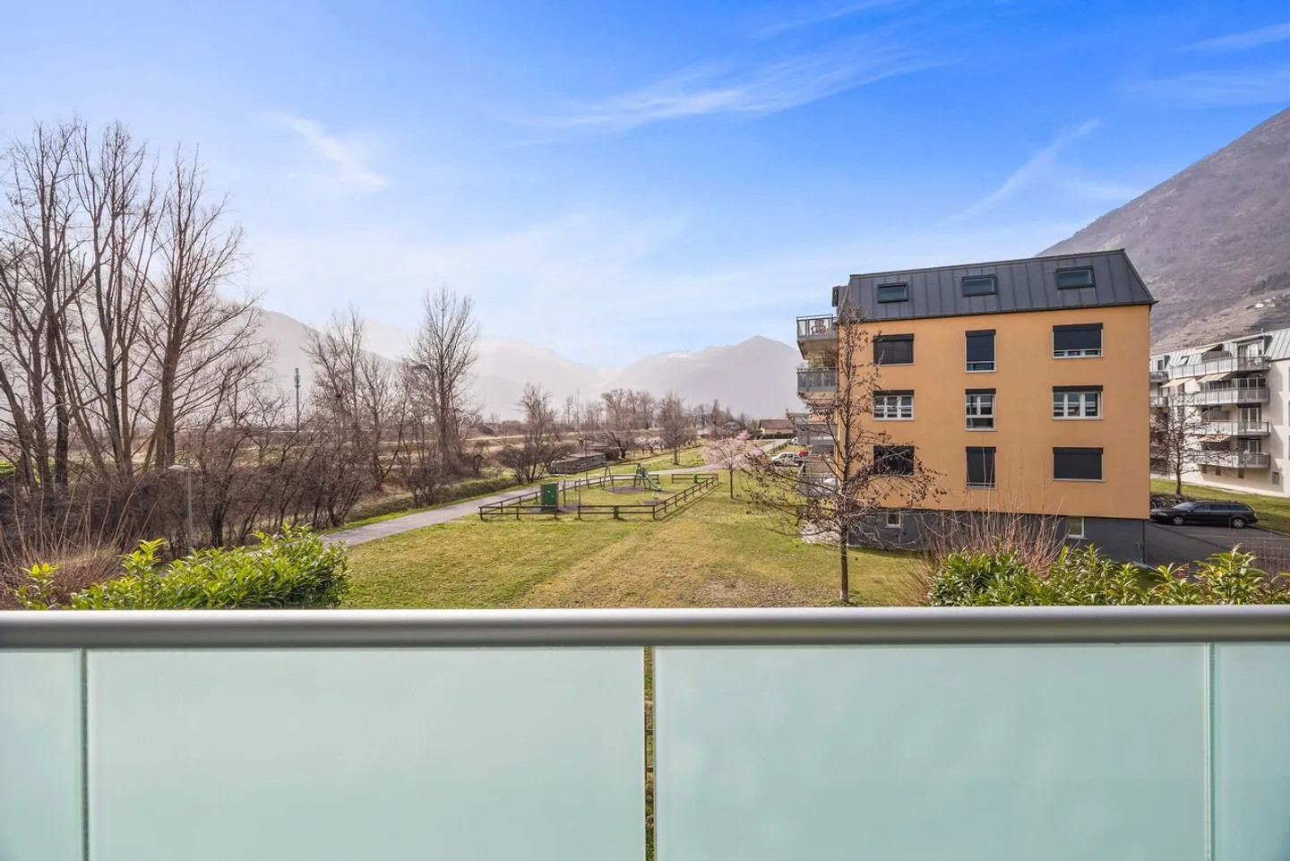 Magnifique appartement 3.5 pièces - Photo 16 sur 24