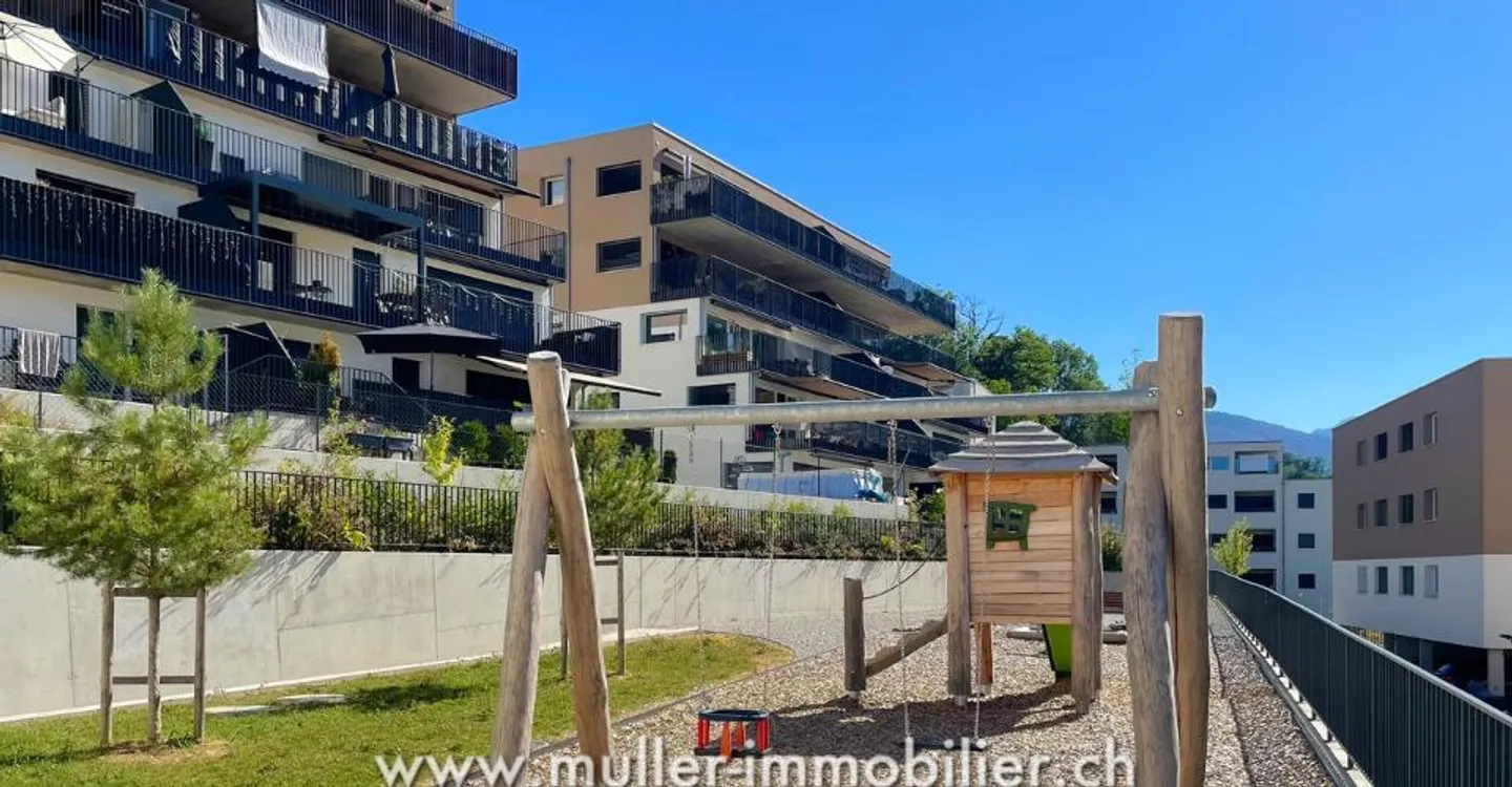 Bellissimo appartamento attraversante nel villaggio di Remaufens - Foto 5 di 13