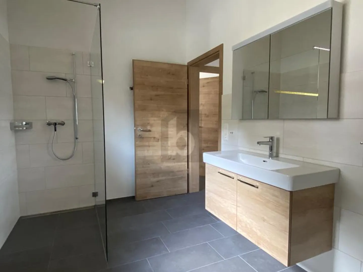 Familienfreundliches Haus in Silenen - Foto 4 von 6