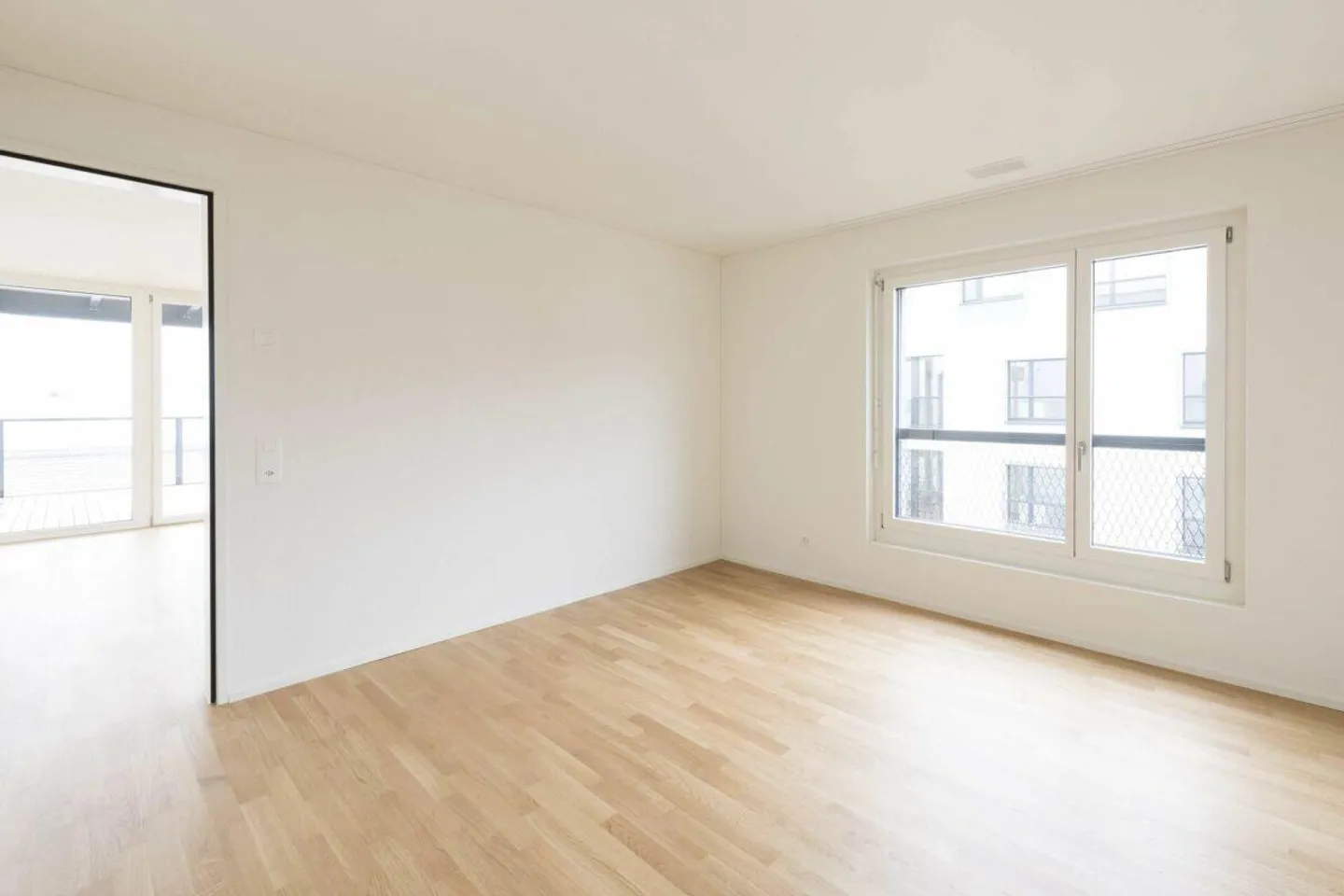 Geräumige Wohnung in Hinwil - Foto 3 von 6