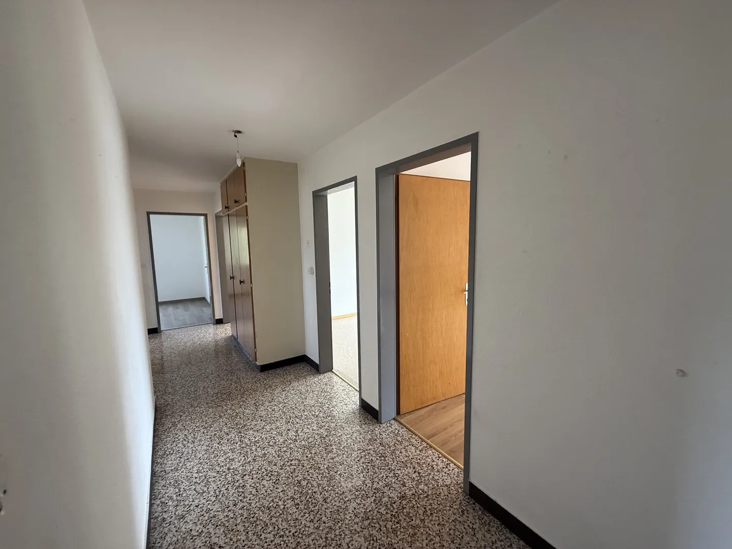 Geräumige Wohnung mit Balkon - Foto 22 von 24