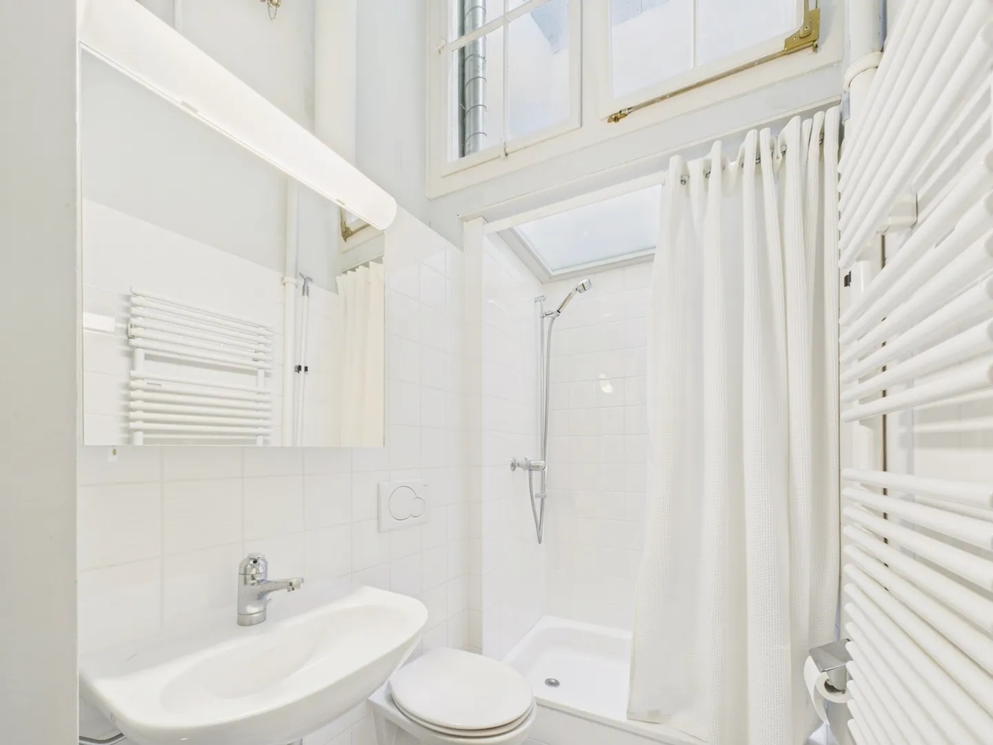 Appartement historique meublé de 5,5 pièces à Bâle (temporaire jusqu'en juillet 2026) - Photo 11 sur 12