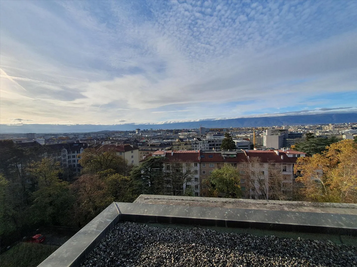 Stunning Apartment with Terrace - Photo 11 of 11