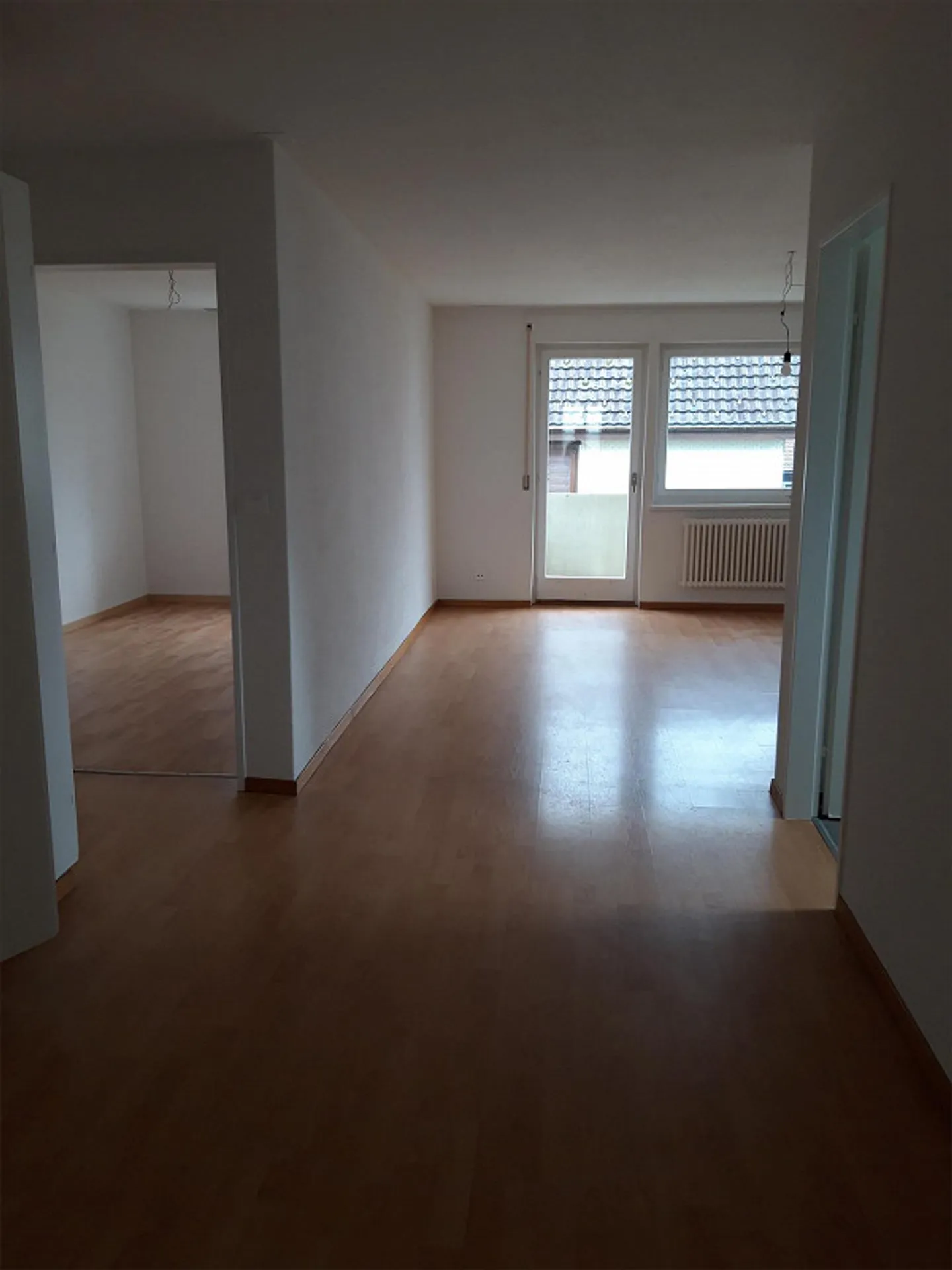 Sunny 4.5 apartment for rent - Photo 2 of 8