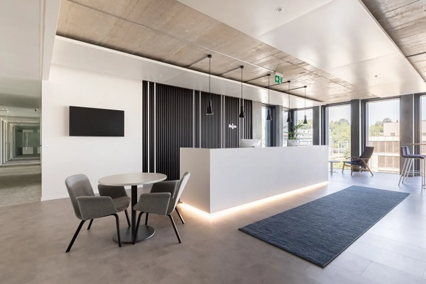 Spazio ufficio tutto incluso per te e il tuo team presso Regus Pont Rouge - Foto 3 di 8