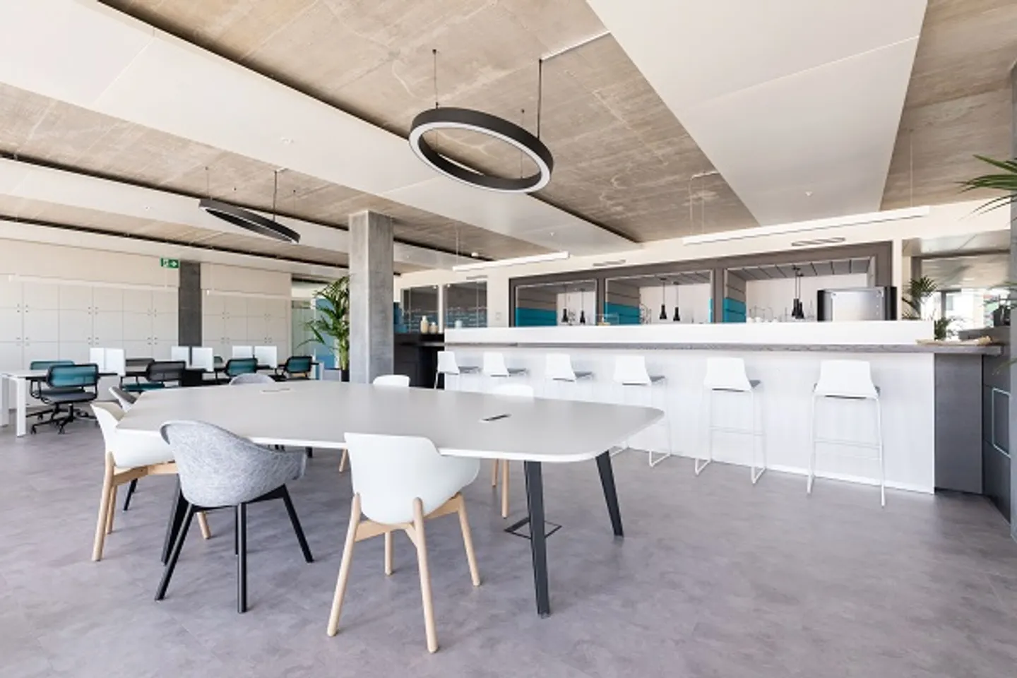 Spazio ufficio tutto incluso per te e il tuo team presso Regus Pont Rouge - Foto 7 di 8