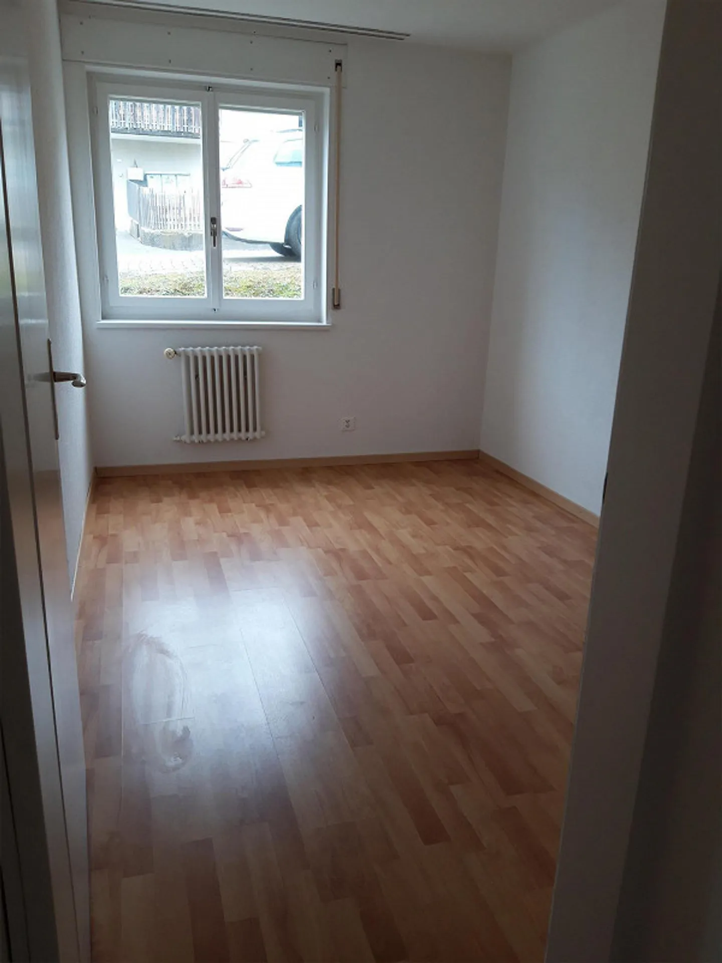 Sunny 4.5 apartment for rent - Photo 4 of 8