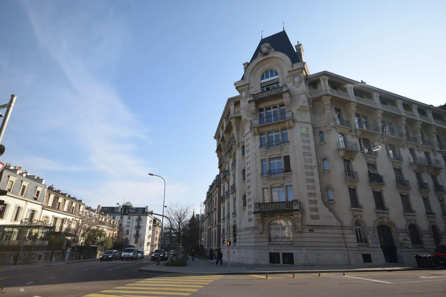 Spazio Commerciale a Florissant - Foto 2 di 9