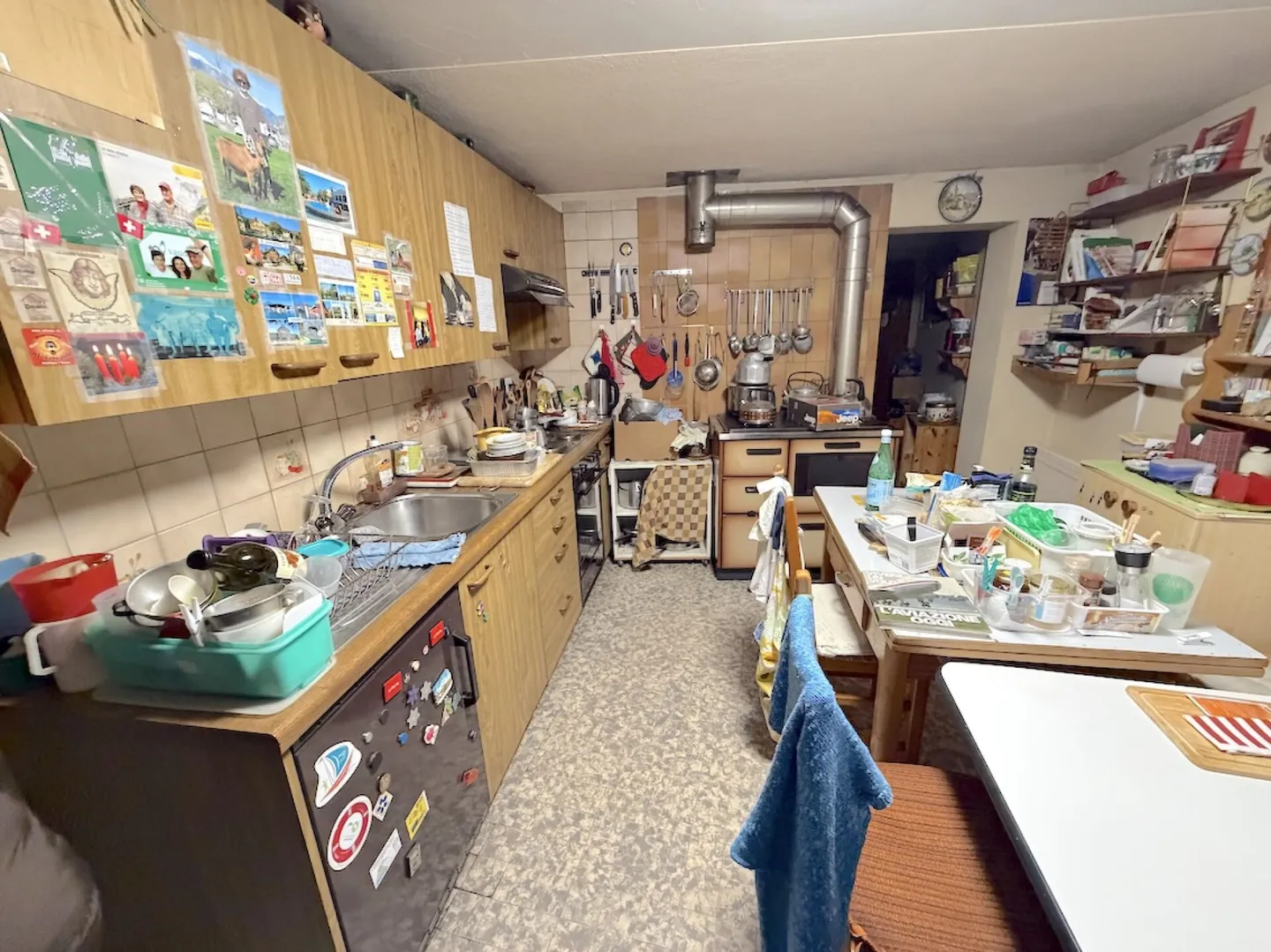 Quiet detached house with lake view and many cellars - Photo 5 of 14