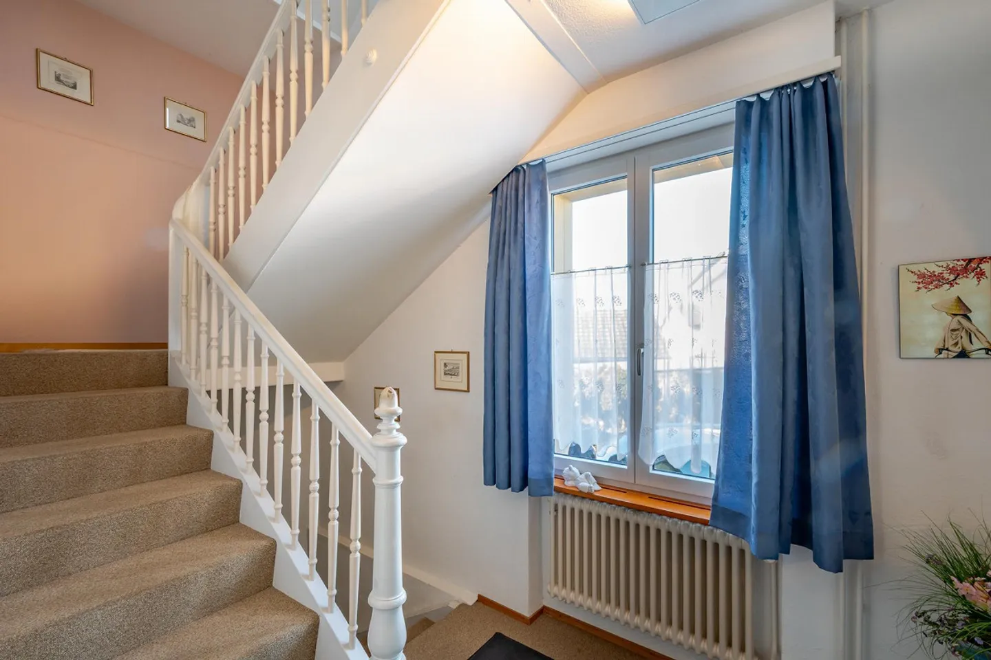 Detached Single-Family House with Sunny Garden Paradise - Photo 15 of 21