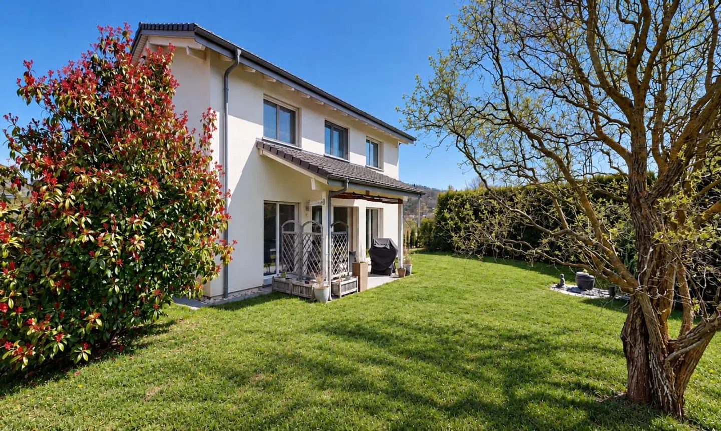 Zeitgenössische Familienvilla mit Garten an den Toren von Estavayer - Foto 1 von 11
