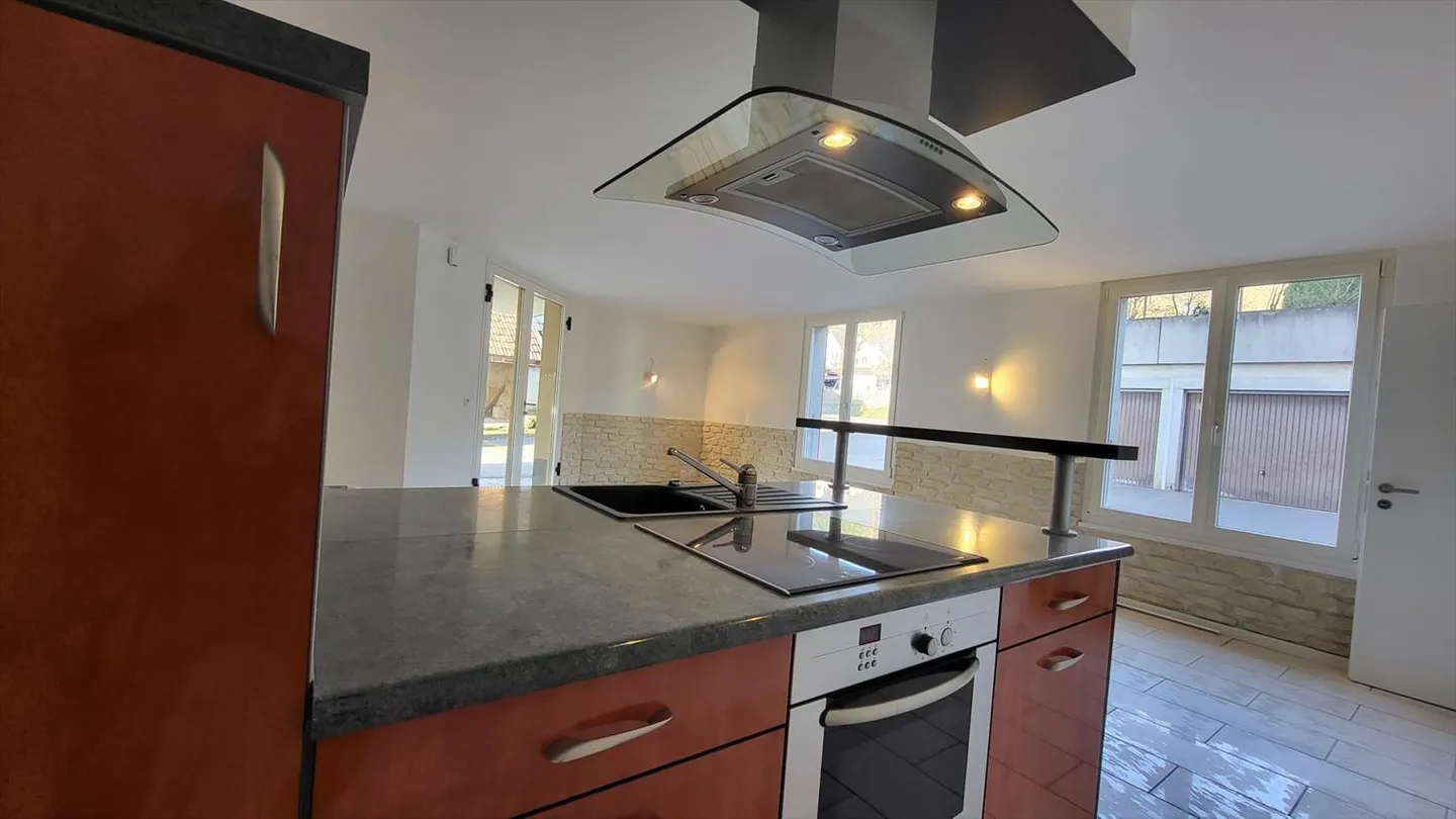 1.5 Room Apartment - Photo 2 of 6