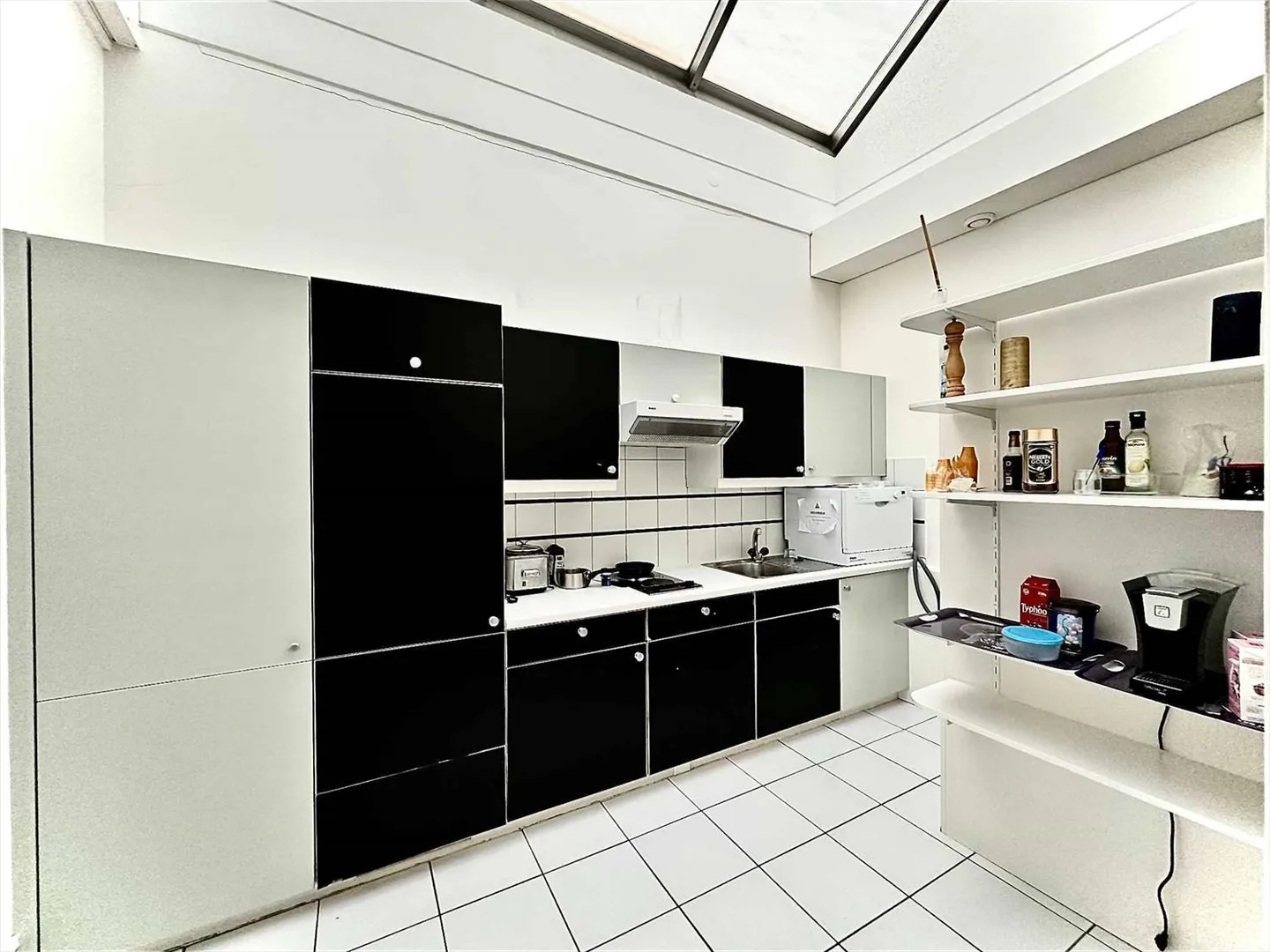 Exklusiv zu verkaufen: 2 gewerbliche PPE-Lots in MIES - Foto 6 von 6
