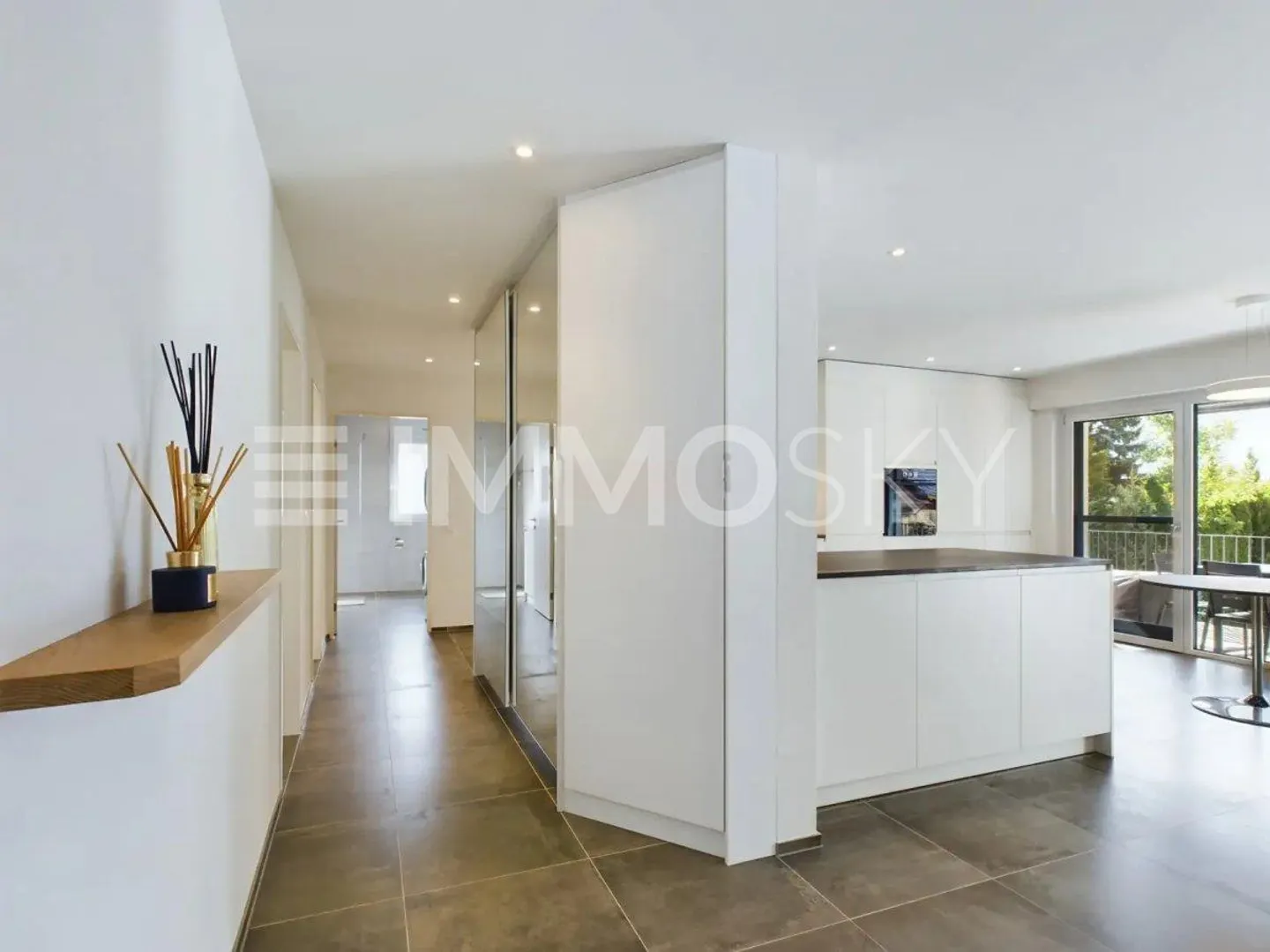 A soli 5 minuti da Sargans - progettato con attenzione, costruito con materiali di alta qualità - Foto 1 di 5