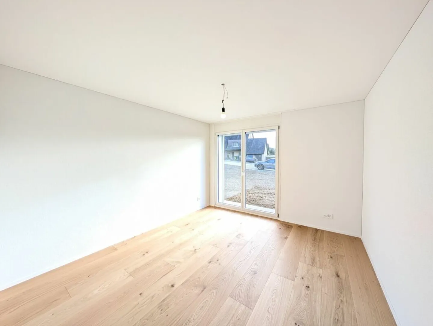 Stilvolle Wohnung mit Garten - Foto 7 von 16