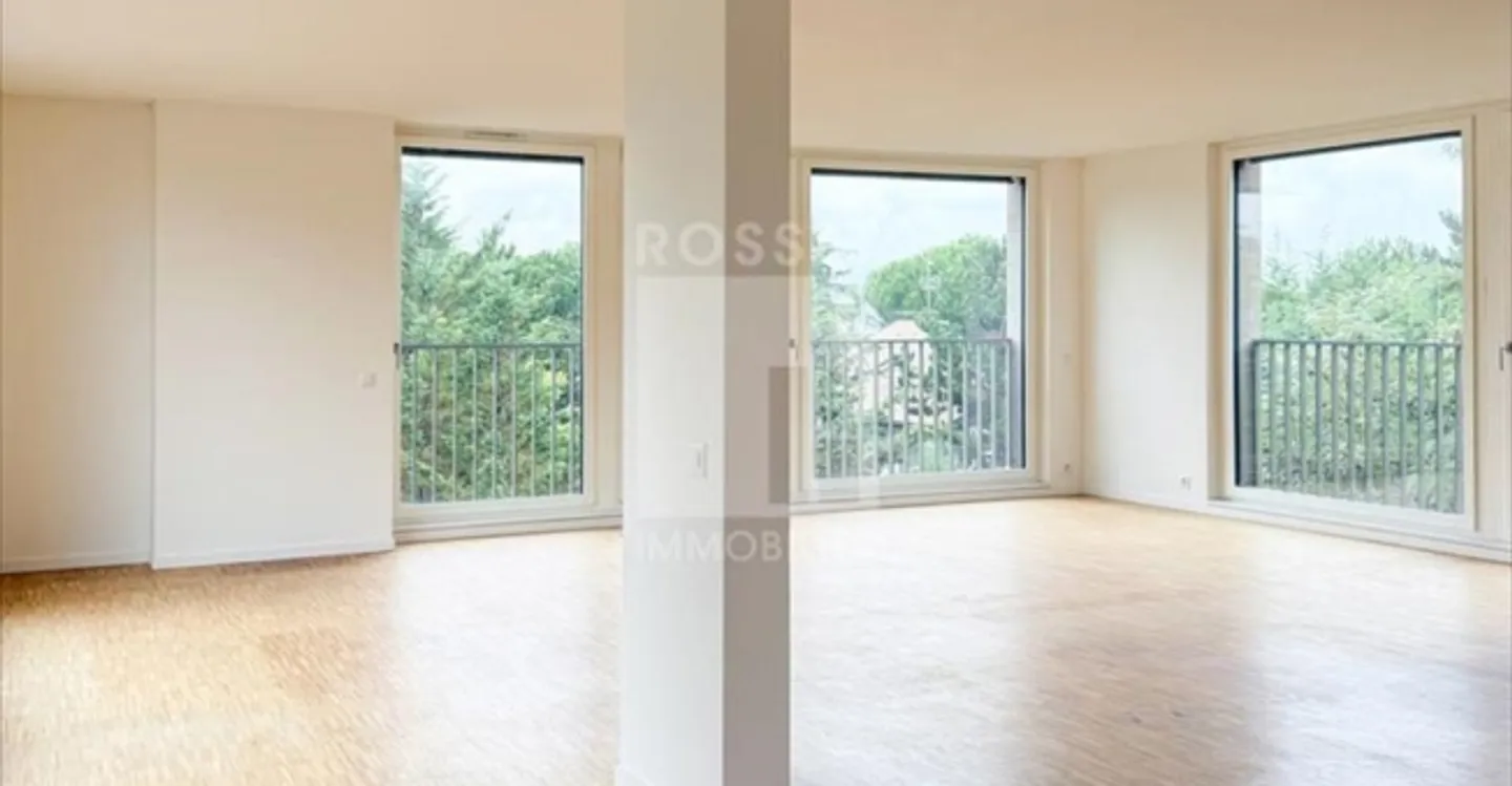 Office space for rent - Photo 7 of 9