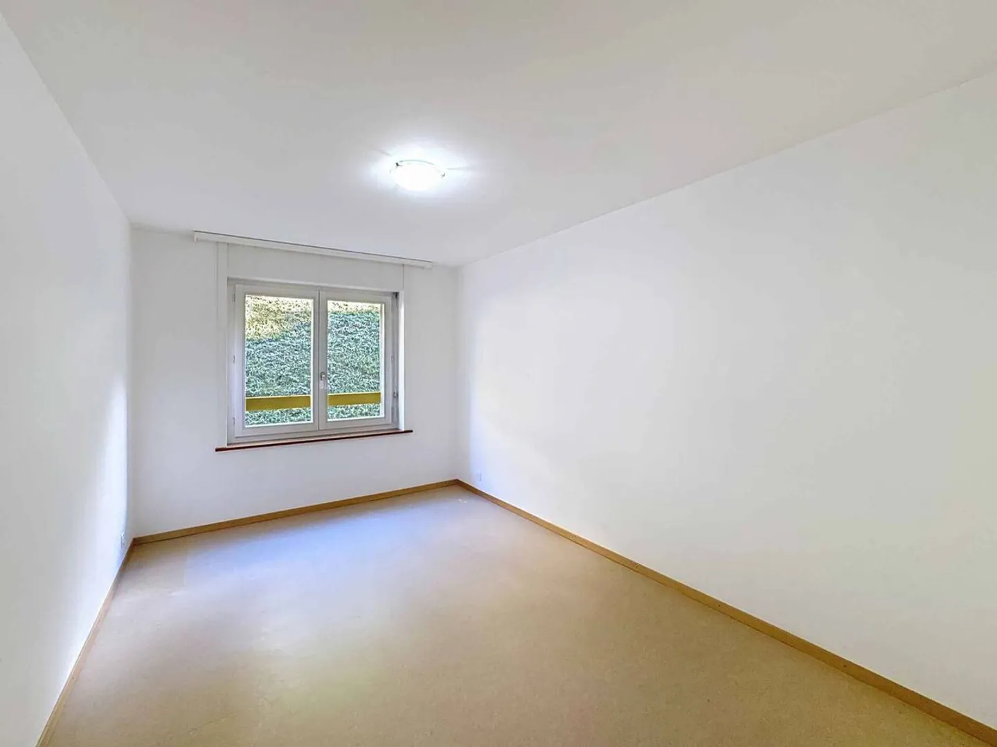 Große 3,5-Zimmer-Wohnung von 79 m2 + Balkon und Terrasse - Foto 11 von 13