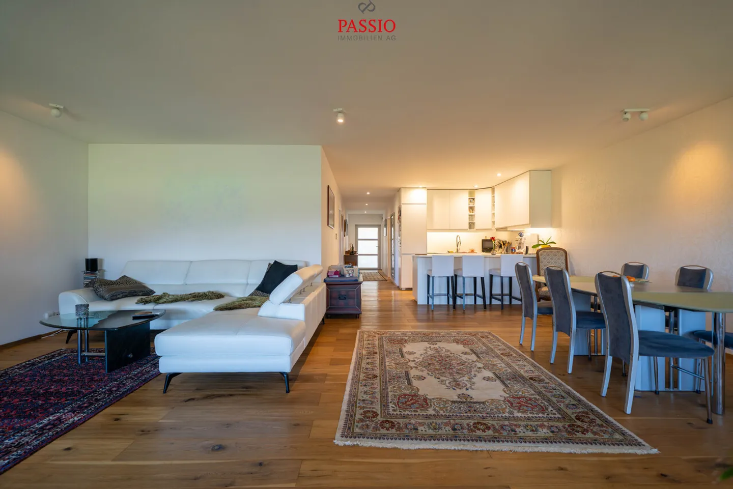 8.5-Room Multi-Family House with 3 Apartments in Unobstructed Location - Photo 4 of 33