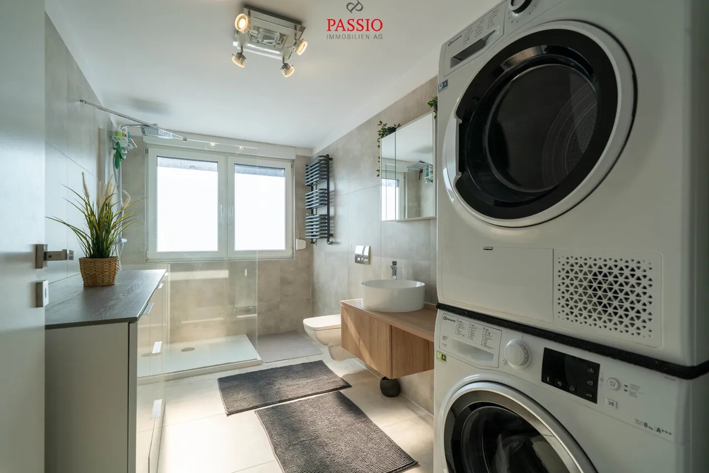 8.5-Room Multi-Family House with 3 Apartments in Unobstructed Location - Photo 27 of 33