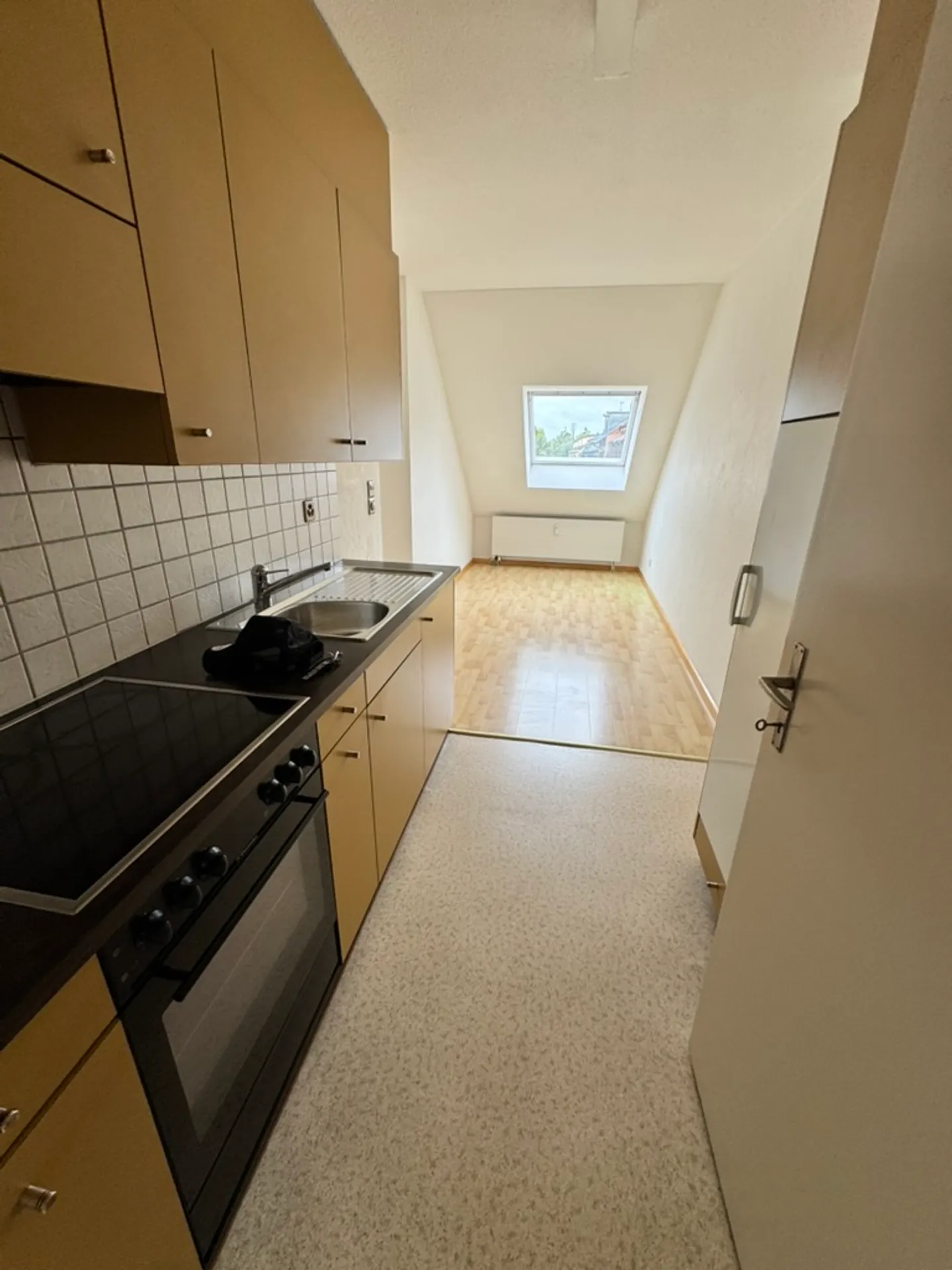 Apartment for rent - Photo 5 of 6