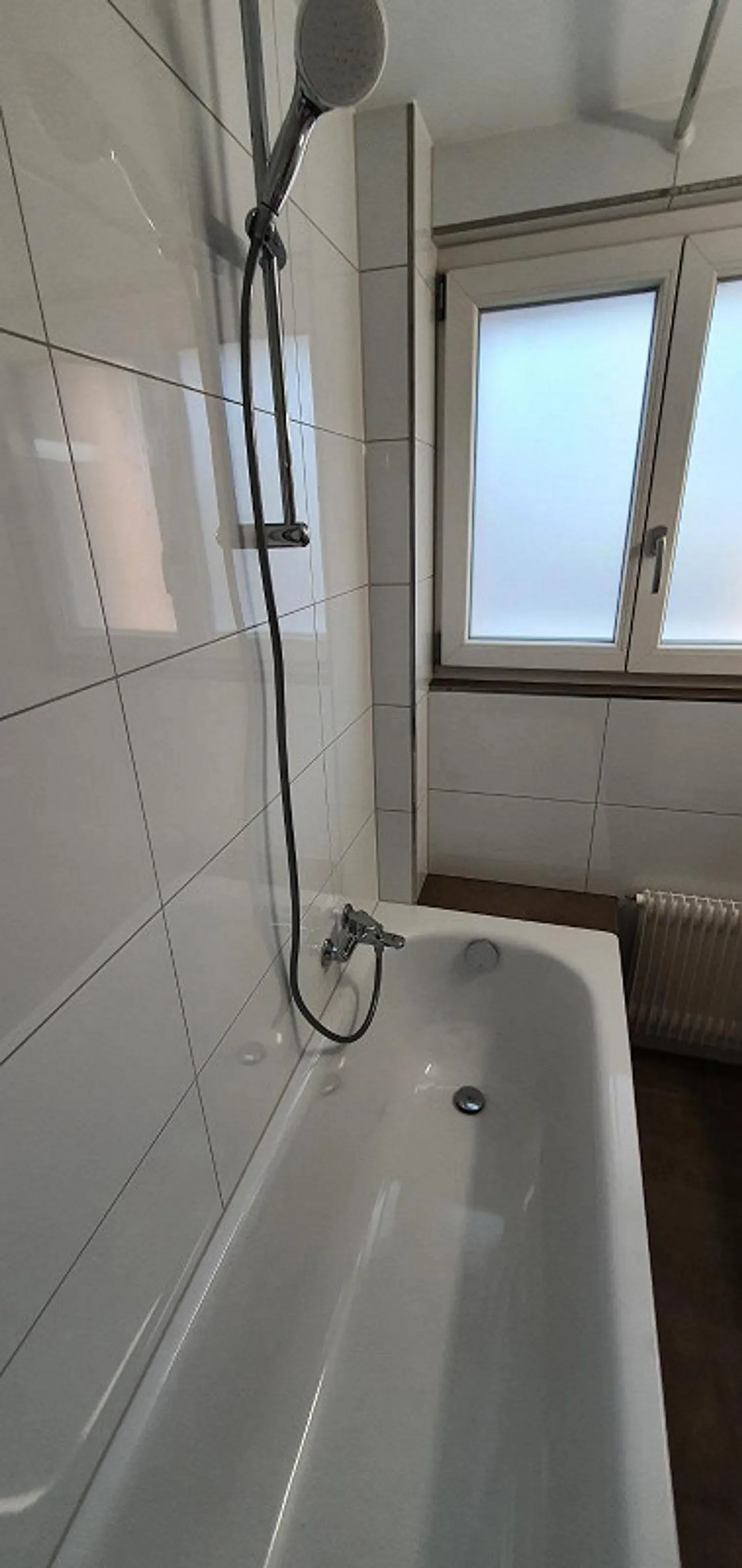 Appartamento con grande balcone - Foto 5 di 14