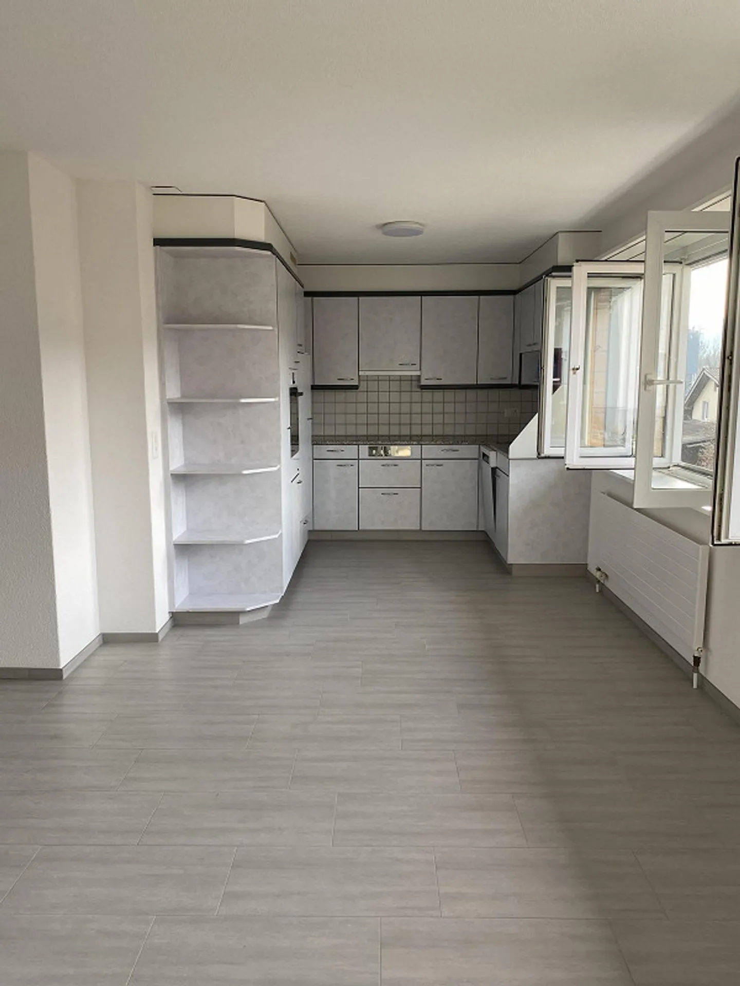 Helle sonnige Wohnung zu vermieten - Foto 2 von 12