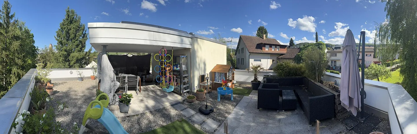 Appartement moderne de 4,5 pièces avec immense terrasse en attique et salle de loisirs - Photo 19 sur 23