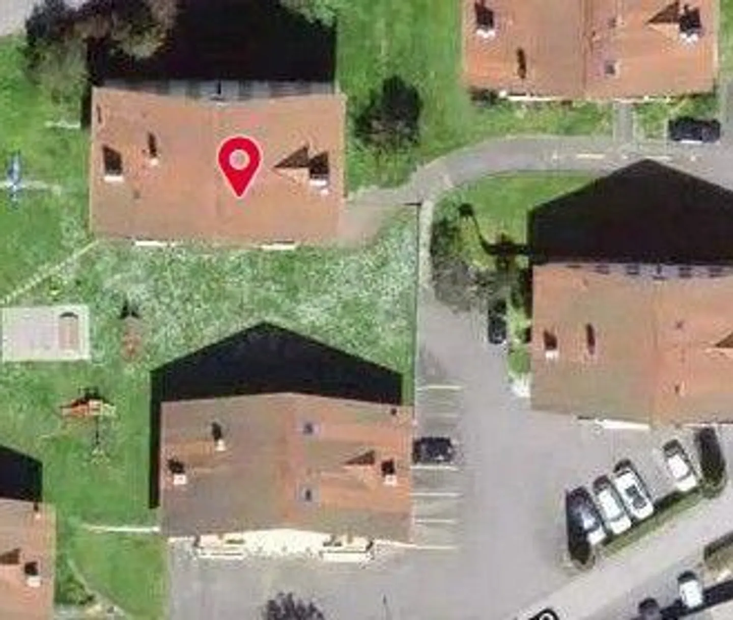 Appartamento di 2,5 locali con posto auto - Foto 1 di 13