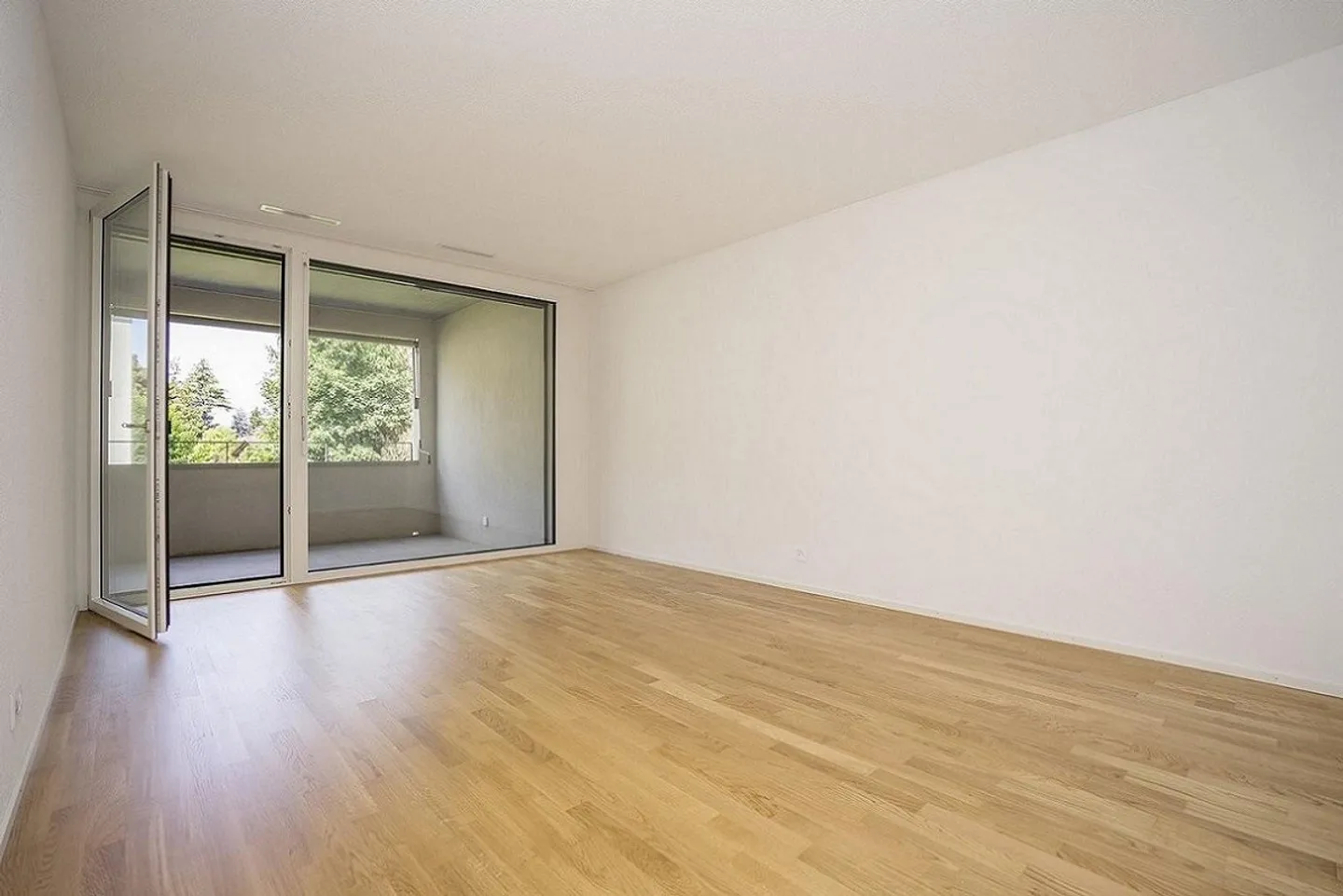 Living with holiday atmosphere - Photo 4 of 8