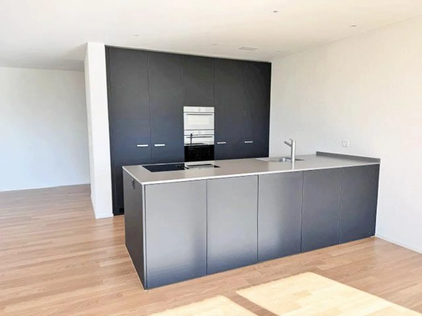 Living with a magnificent view ... new - modern - spacious - Photo 4 of 14